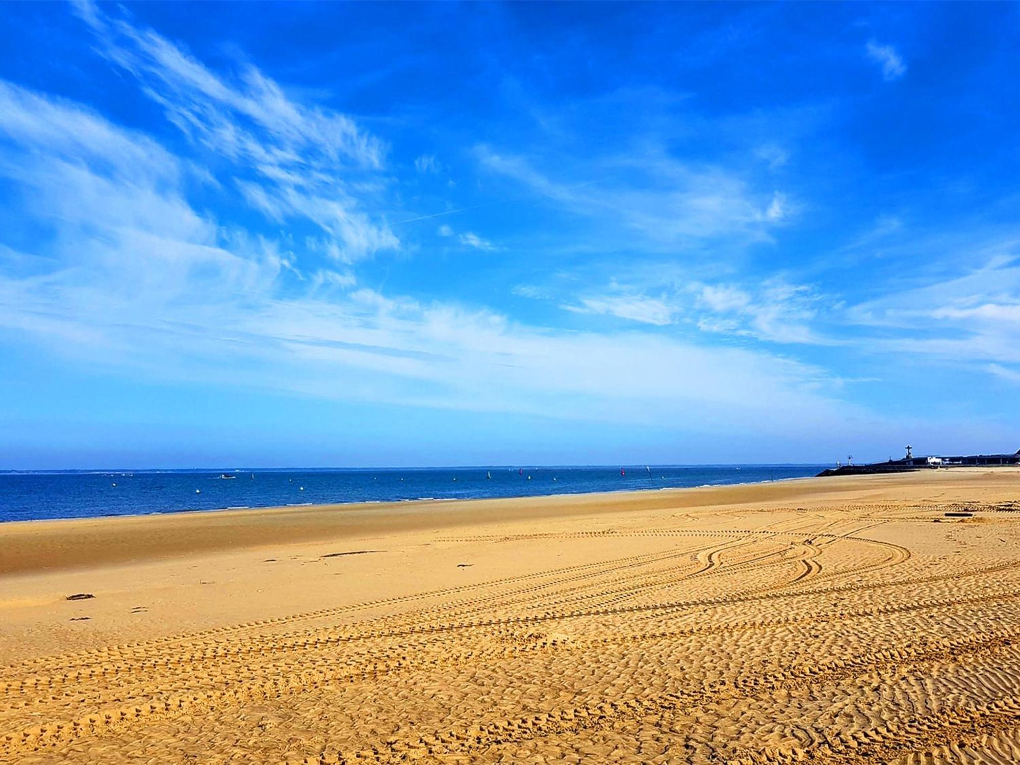 Arcachon Centre: Beau T2 53M² Avec Terrasse, Parking, Ascenseur, Proche Plage Et Commerces - Fr-1-420-93 Экстерьер фото